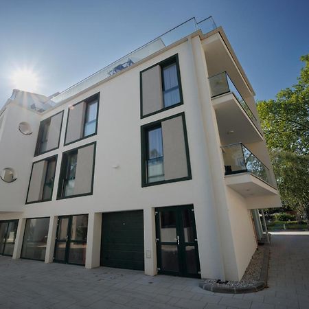 Villa Bauhaus Wellness Apartman 202 Siófok Buitenkant foto